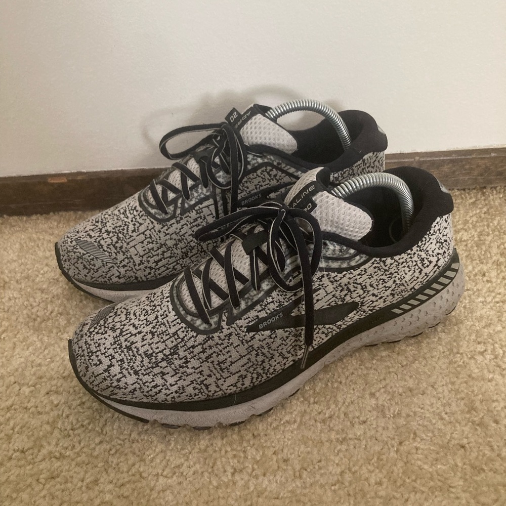 Brooks Adrenaline 20. Men’s size 9, Women’s 10.5